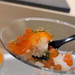 鮨 極 - 鮭といくらの親子丼