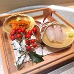 鮨 極 - たいの昆布〆とトロタク