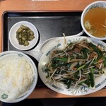 日高屋 - レバニラ炒め定食