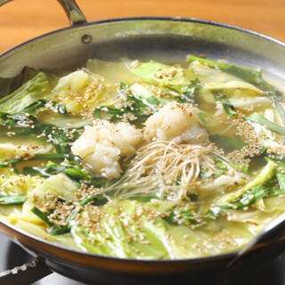 福岡名產「內臟鍋」味道十足！有多種口味和食材可供選擇