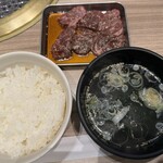 焼肉おもに亭 - 