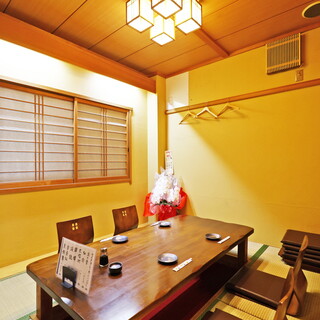 We welcome everyone from individuals to groups! Relax in a Japanese-style interior