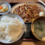 Marusan Shokudou - もつ焼き定食