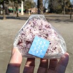 ごはん屋 まいまい - ゆかりのおにぎり