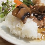 キッチン ブルー グローブ - マッシュルームを乗せます