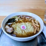 大勝軒 - ワンタン麺中盛