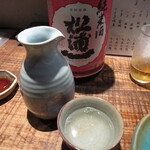 酒家 魚肉菜 虹晴れ - 松浦一 純米酒 燗酒 950円　(2023.12)