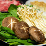 Diyafa Halal SUKIYAKI Restaurant - すき焼き　　　追加野菜盛り
