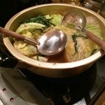 くつろぎ屋台 万作 - もつ鍋