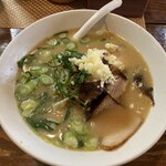 河内の味 ニンニクラーメン 仁 - ラーメン(ニンニク有)