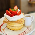 Mille-feuille Pancakes with strawberries and custard