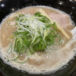 Ramen Igei - 豚骨魚介ラーメン