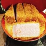 肉屋食堂 たけうち 蕨店
