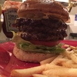 ウーピーバーガー - マヨネーズはクラウンバンズに