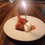 Burnt Ends - 誕生日スニッカーズバー