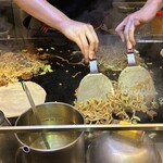 長田本庄軒 - 調理の様子