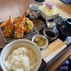 Tonkatsu Mampuku - ミックスフライ（ヒレカツ、エビ、イカ）定食