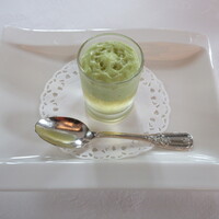 マダム・トキ - アミューズブッシュ