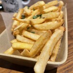 サカナバル 恵比寿店 - ポテトトムヤムクン