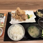 Uodokoro Hiraku - 唐揚げ定食¥1,000-(ランチ)