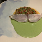 フランス料理 タンモア - 魚料理 　サワラのミキュイ、菜の花のエマルジョン、豆苗のラヴィゴット