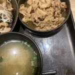 Yoshinoya - 