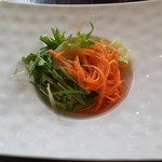 ギャラリーカフェ ヌノ - サラダ　ニンジンのマリネ
