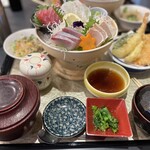 大漁活魚・ほうらい茶屋 - 