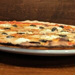 Pizzeria D.F Azzurro - ピッツァ　ロマーナ