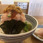 日本橋海鮮丼 つじ半 - 