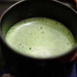 Kammi Okame - 抹茶・おはぎ(2ヶ付)セット 840円 の抹茶