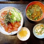 しま鮨 - まかない丼　800円