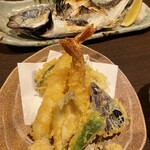 新鮮な魚介類と地酒専門店 おやじの隠れ家 魚武 - 