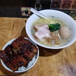 塩そば専門店 桑ばら - ホルモン出汁の塩と鰻丼の定食