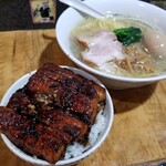 塩そば専門店 桑ばら - ホルモン出汁の塩と鰻丼の定食