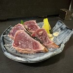 Izakaya Kihachi - 鰹塩たたき　焼き切りの塩たたきは絶品です