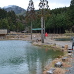 Kuwa Monpe - 虹鱒のフライフィッシング