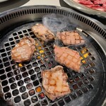 Koshitsu Yakiniku Takumi - 