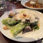 Wolfgang Puck Bar & Grill - シーザーサラダ 19.00 USドル
            2024年1月22日