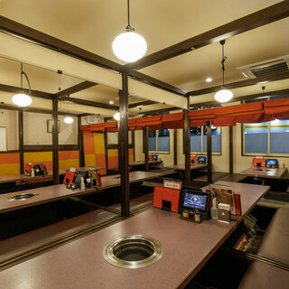 【貸切可】会話も弾むプライベートな掘りごたつ席でゆったり寛ぐ