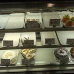 Le Galant - 夕方遅かったですが種類豊富でした。