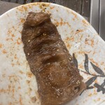 ねぎたん塩・焼肉・お食事 ジャン高山 - ミックスタン、焼くとこんな
      