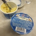 ねぎたん塩・焼肉・お食事 ジャン高山 - 長男がパイン酸っぱいと言うのでバニラも追加してフュージョンしましたw