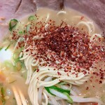 特製ラーメン 大中 - 焙煎一味唐辛子