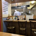 新華園 - 哀愁漂うおやっさん♪