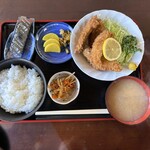 仲よしドライブイン - 料理写真:コアジのフライ！