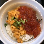 なか卯 - 天然うにいくら増し増し丼 並 1690円