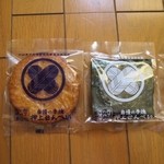 Oshiage Sembei - 堅焼き￥７０、焼き海苔￥８０