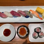 築地寿司清 - にぎり寿司と巻き物、いくらのお寿司