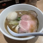 貝出汁中華そば くらむ - 料理写真:醤油　味玉　1000円